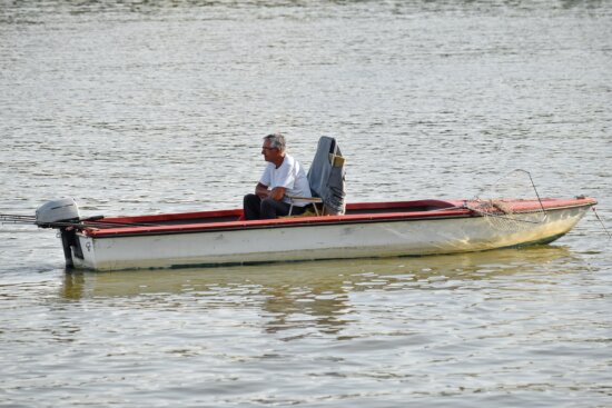 how-much-do-fishing-boats-weigh